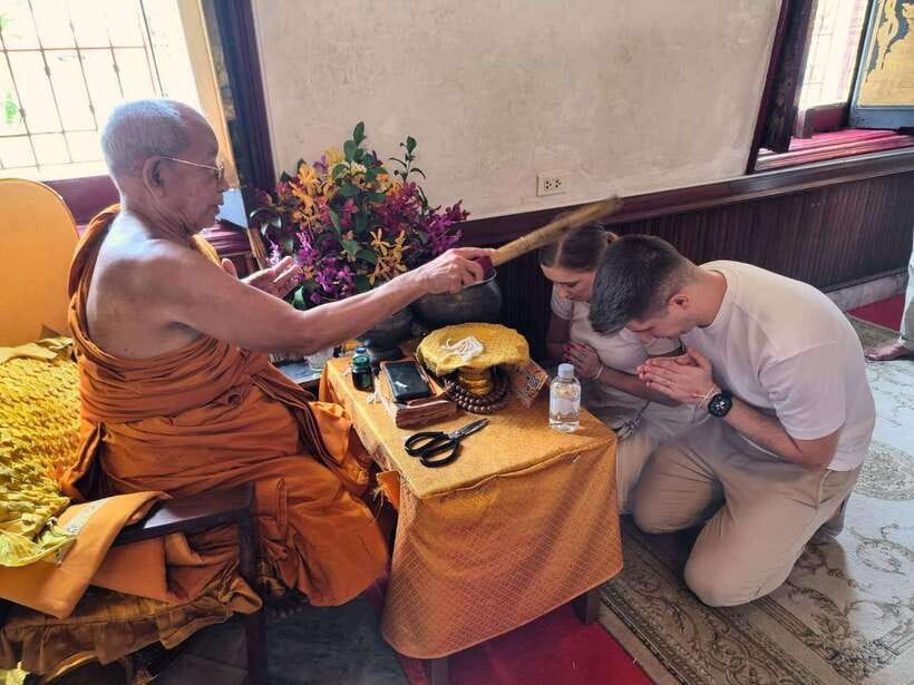 Bangkok: Grand Palace, Wat Pho, Wat Arun and Wat Sa Ket Tour - Four Bangkok temples, four different experiences