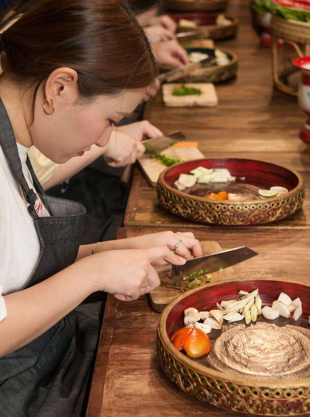 Bangkok: Hands-on Thai Cooking Class and Market Tour - Key points to know