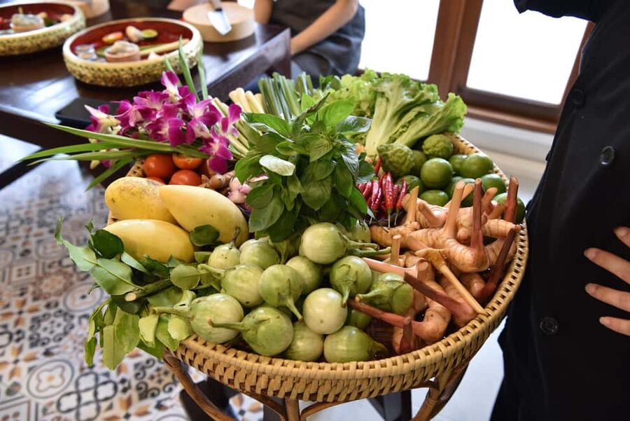 Bangkok: Hands-on Thai Cooking Class & Market Tour in Sathon - Why tasting each dish right away matters
