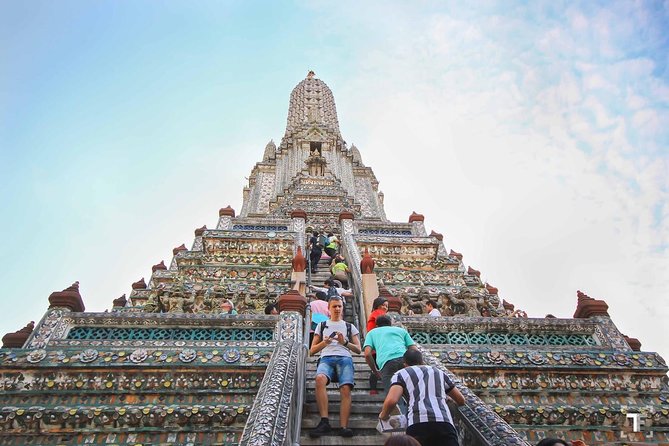 Bangkok Heritage Highlights: Grand Palace & Three Temples Tour - The Grand Palace and Thailand’s royal center