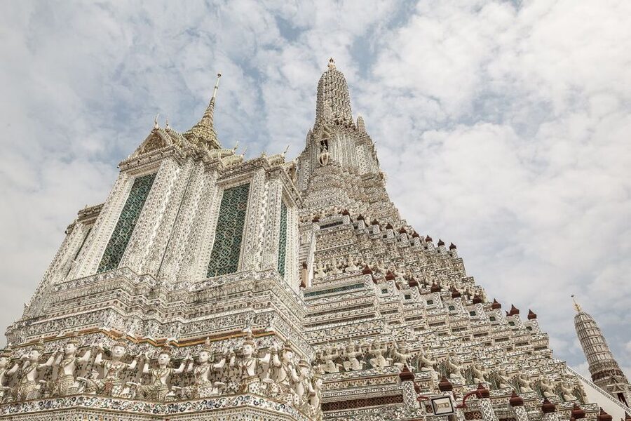 Bangkok: Historical Temples Tour & Hidden Bar at Sunset - Key points to know before booking