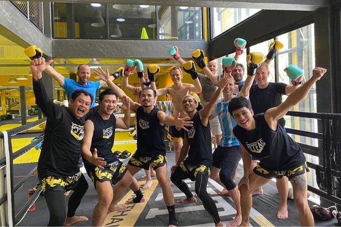 Bangkok:Learn 1-1 Muay Thai + Free Muaythai Shorts & Hotel Pickup - Key points to know before you book
