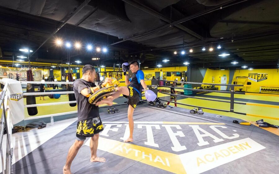 Bangkok: Learn 1-1 Muay Thai + Free Muaythai Shorts & Pickup - The gym setting and practical comforts