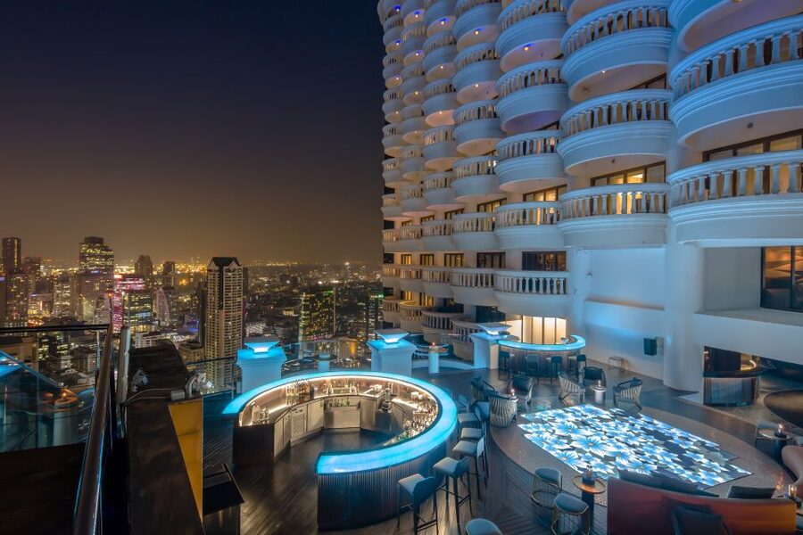 Bangkok: Lebua Rooftop Bar Reservation & Round-Trip Transfer - How the evening usually works