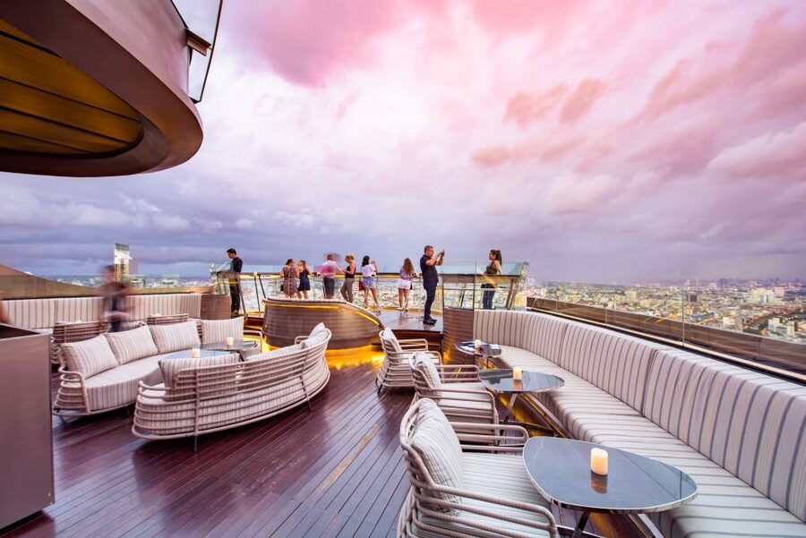 Bangkok: Lebua Rooftop Bar Reservation & Round-Trip Transfer - How the price compares with the experience