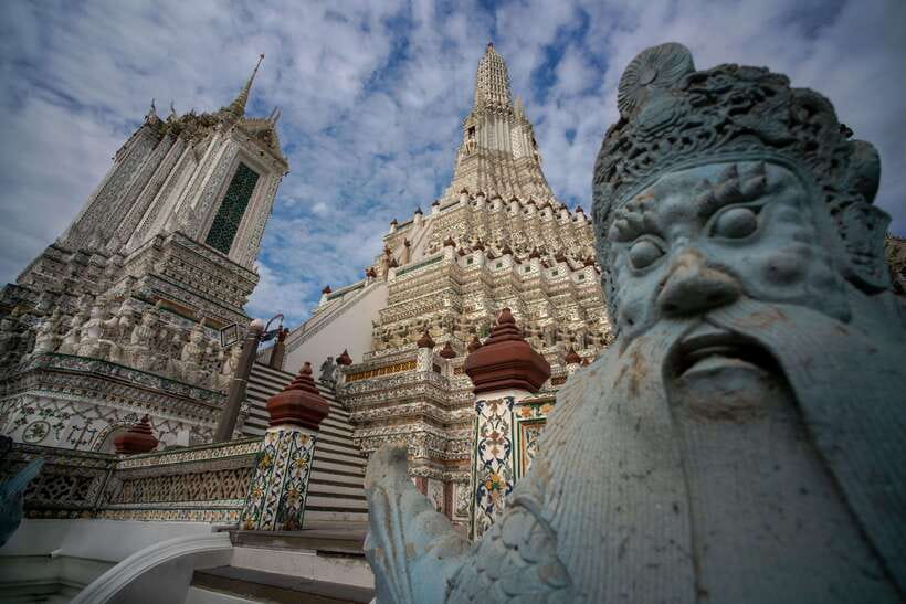 Bangkok: Longtail Boat Canal Tour to Wat Arun - Meeting at Tha Tian Pier
