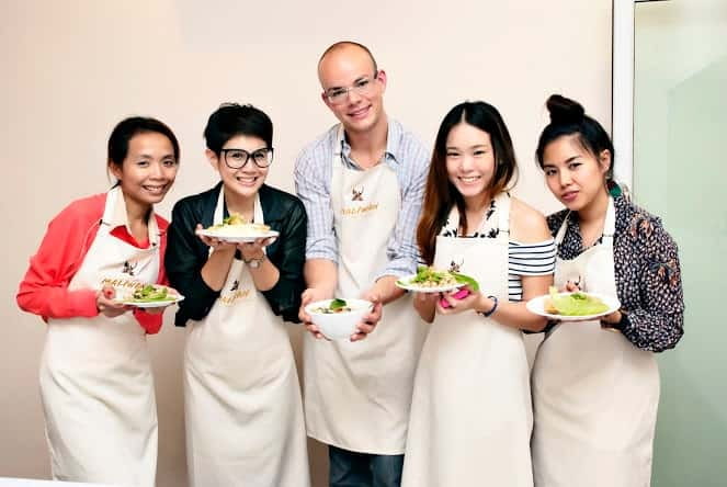 Bangkok: Maliwan Thai Cooking Class with Market Tour - Starting near Khaosan Road