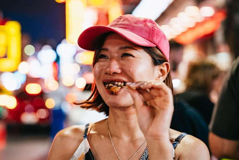 Bangkok: Michelin Guide Street Food Tour by Tuk Tuk - Who should book this food tour?