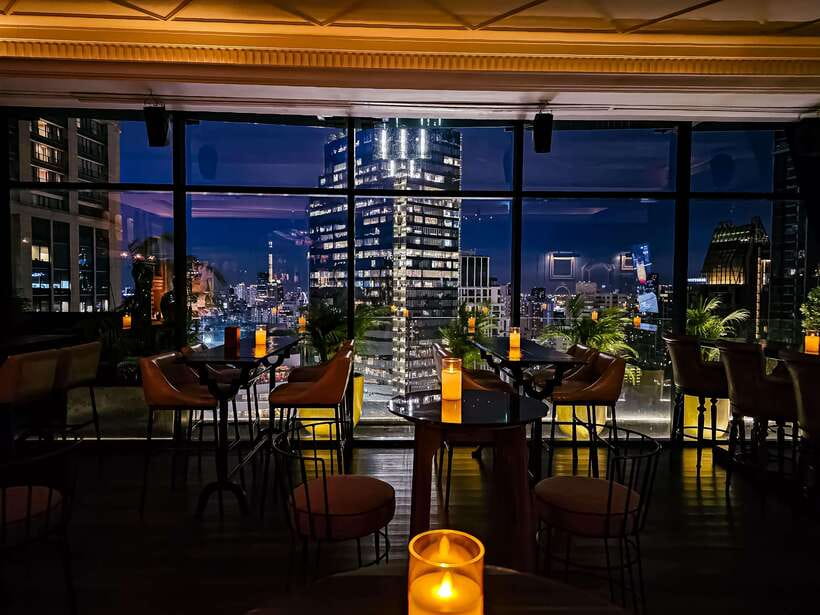 Bangkok: Mojjo Rooftop Lounge & Bar Food & Beverage Package - The 1.5-hour flow of the evening