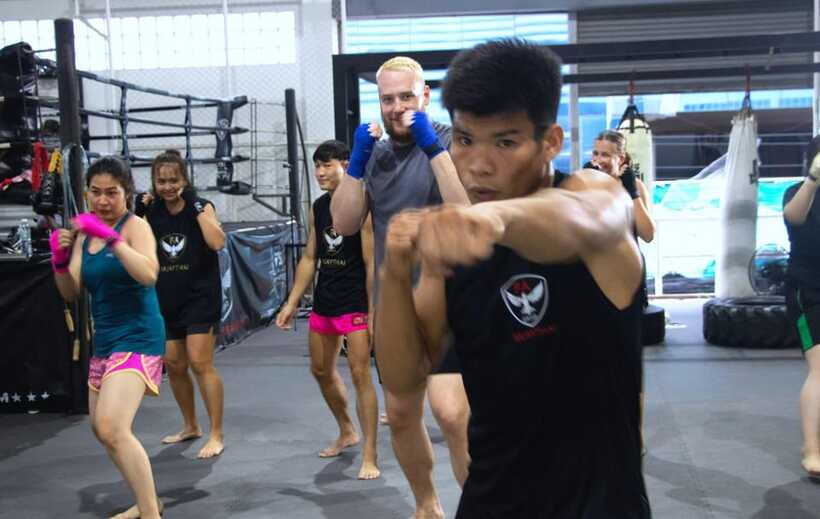 Bangkok: Muay Thai Boxing Introduction Class for Beginners - Is it suitable for children, women, and solo visitors?
