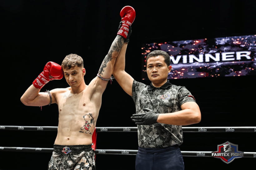 Bangkok: Muay Thai Match at Lumpinee Boxing Stadium - Picking between the three seat categories