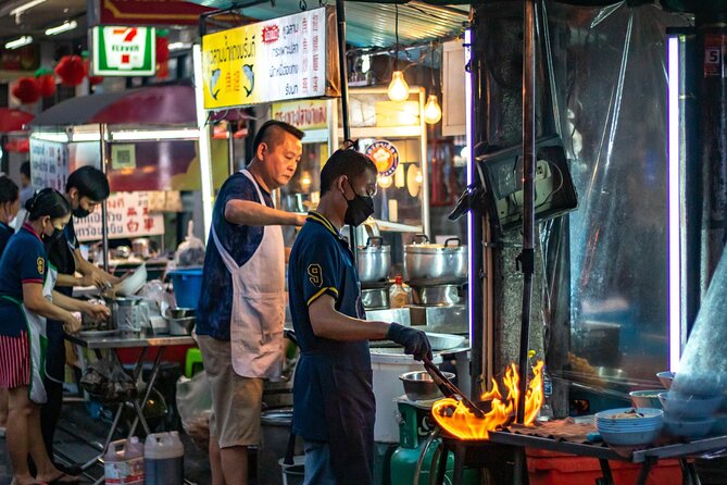 Bangkok Night Tour: Wat Arun, Wat Pho, Chinatown & Tuk Tuk Ride - The ferry return and tuk-tuk ride