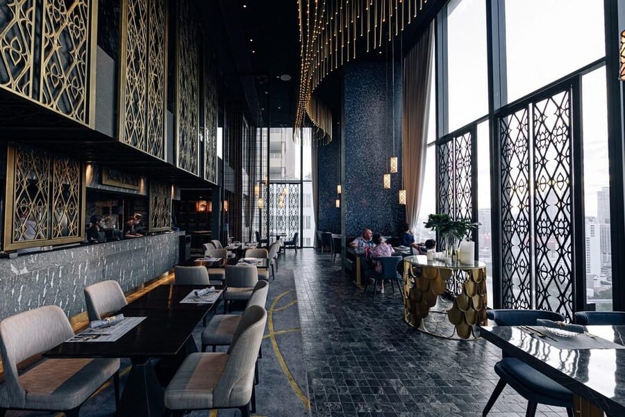 Bangkok: Nimitr Rooftop by 137 Pillars - Dress properly for a polished rooftop setting