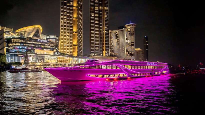 Bangkok: Opulence Luxury Dinner Cruise with Hotel Transfer - Dinner, drinks, and the onboard mood