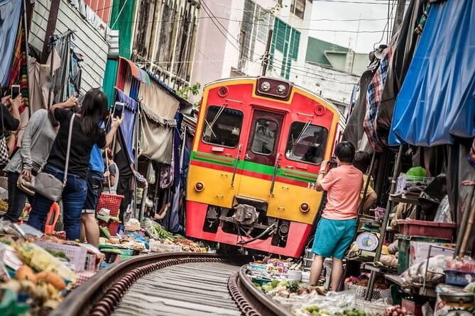 Bangkok Private and Custom Local Guide Tour - Yaowarat and Bangkok’s Chinese quarter