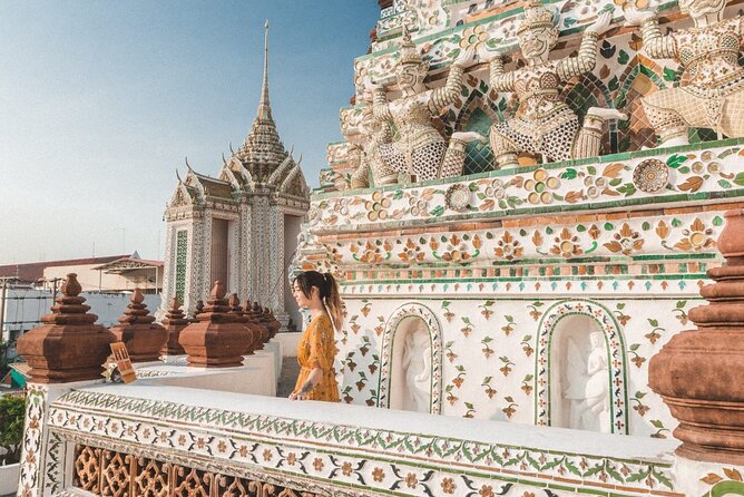️ Bangkok Private Instagram Tour: All-Inclusive - Chinatown, street art, and the food break