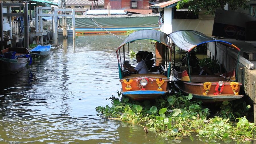 Bangkok: Private Thonburi Longtail Boat Tour & Wat Pho Visit - Key points at a glance
