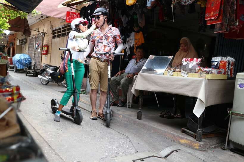 Bangkok: Riverside E-Scooter Adventure with StreetFood Snack - Key points at a glance