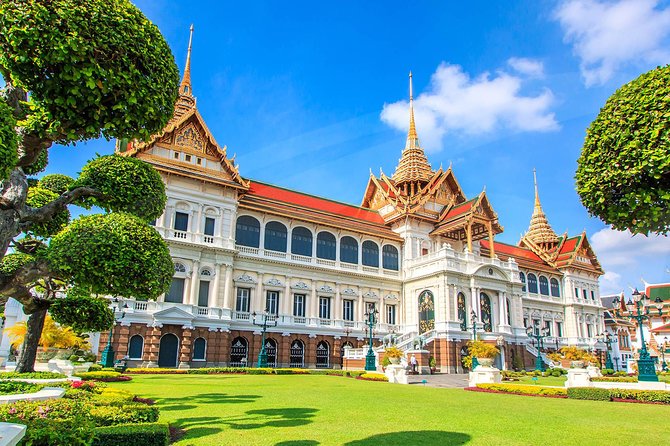 Bangkok's Grand Palace Complex and Wat Phra Kaew Tour - The jewelry gallery stop: useful or unwanted?