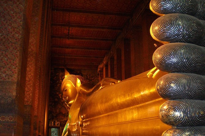 Bangkok’s Sacred Temples & Local Culture Half-Day Tour - What your guide adds