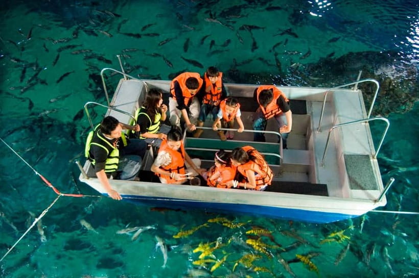 Bangkok: SEA LIFE Bangkok Ocean World Entry Ticket - Eleven zones keep the route varied