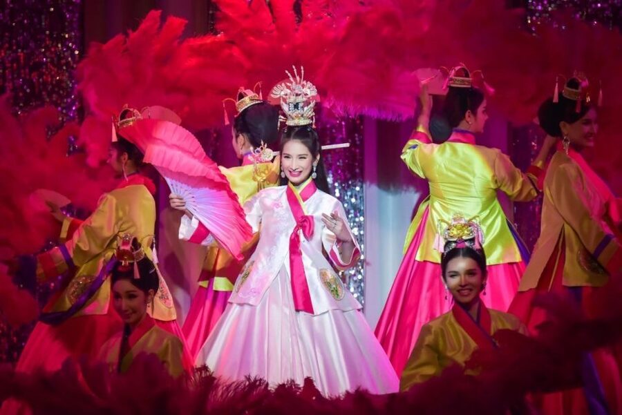 Bangkok: Skip-the-Line Golden Dome Cabaret Show Tickets - Why the stage production matters