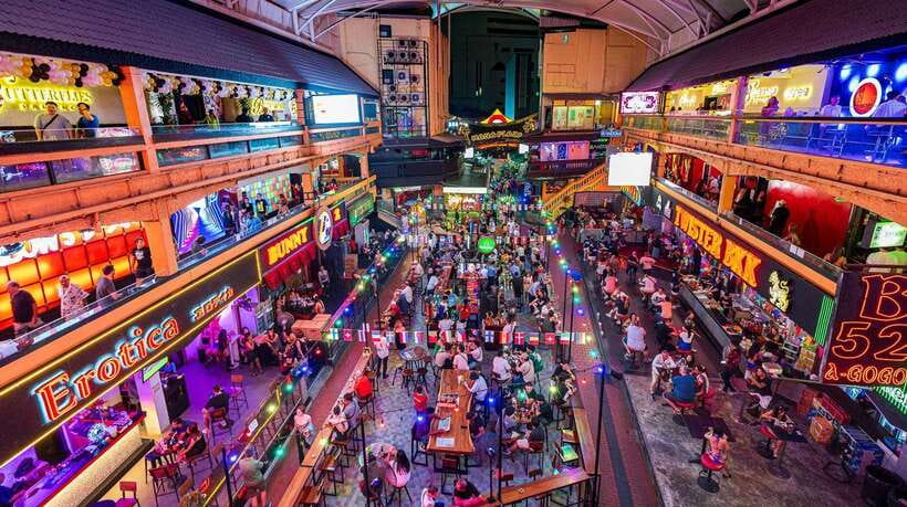 Bangkok: Soi Cowboy, Nana, Soi 11, Rooftops, Clubs & Go Go’s - Heaven17 and the change of mood