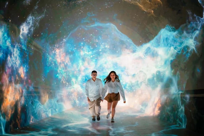 Bangkok: Space & Time Cube Ticket Options 9D Film or VR Game - Jurassic World and Chinese-style village scenes