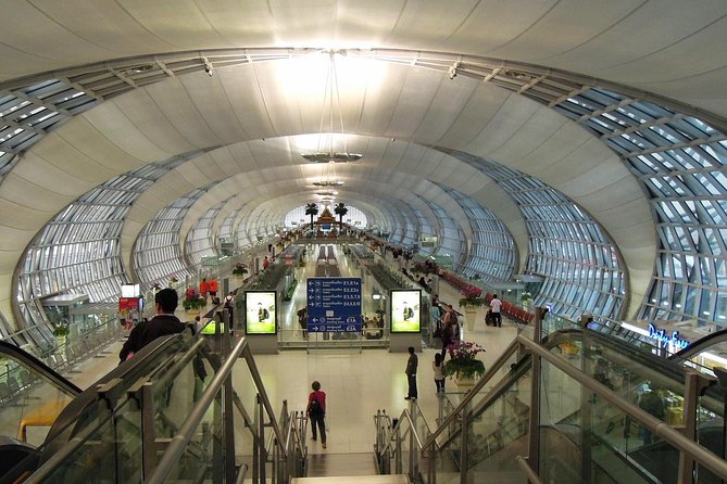 Bangkok Suvarnabhumi Airport VIP Fast-Track Lane Service - Arrival timing: why 15 minutes can happen, and why it may take longer