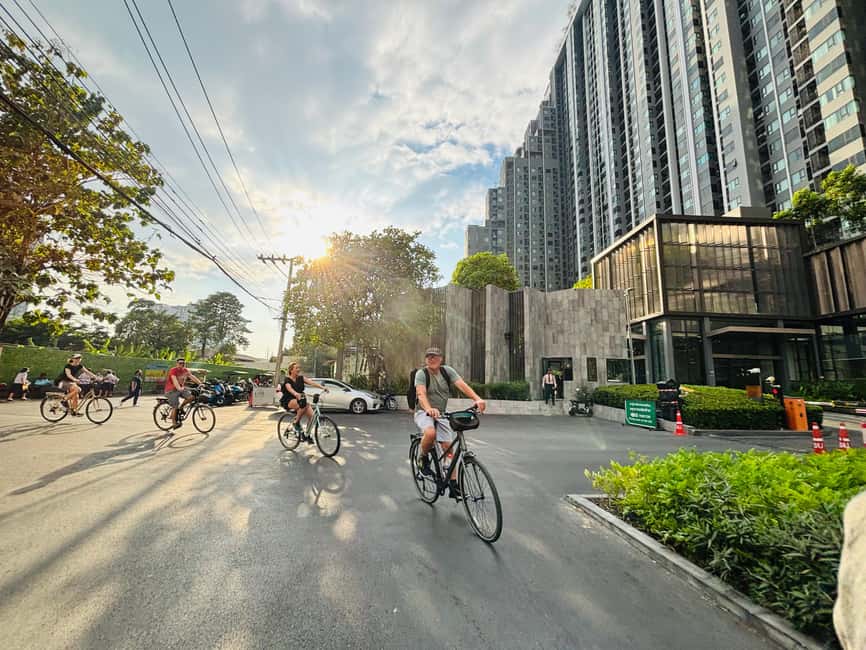 Bangkok: Temples, Canals & Local Life Bike Tour - Wat Nak Prok and Wutthakat