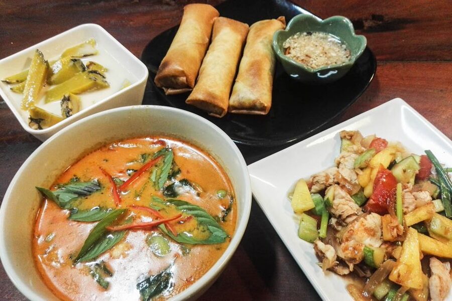 Bangkok: Thai Cooking Class and Onnuch Market Tour - The four-dish menu and what you learn