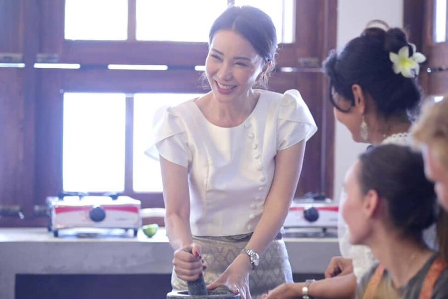 Bangkok: Thai Cooking Class With 4 Dishes & Thai Drink - Pad Thai: a familiar Thai classic