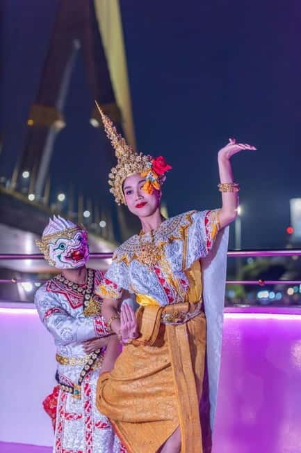 Bangkok: The Newest Luxury 5-Star Bangkok Chao Phraya Cruise - A new boat with three ways to see Bangkok
