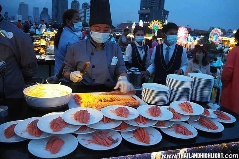 Bangkok:The Planet Sunset&Dinner Cruise on Chao Phraya River - Music, dancing, and the party atmosphere