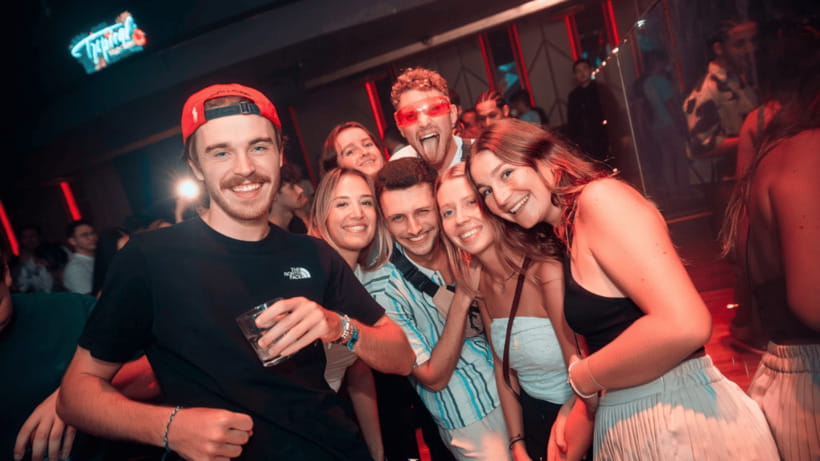 Bangkok: The Speakeasy, Rooftop & Iconic Venues Pub Crawl - Levels Sky Club Brings the Big Finish