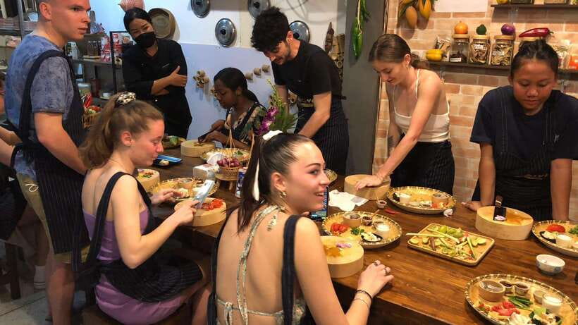 Bangkok: Tingly Thai Cooking School Half-Day Cooking Class - Starting at the Market Before 10 am