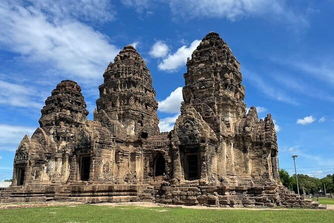 Bangkok to Ayutthaya Lopburi Monkey Temple, Largest Buddha Tour - What this Bangkok day trip is really trying to do