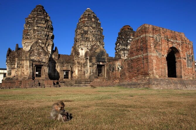 Bangkok to Ayutthaya Lopburi Monkey Temple, Largest Buddha Tour - Wat Muang and the giant seated Buddha