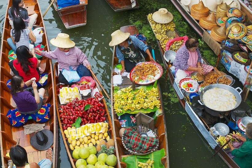 Bangkok: Train Market & Floating Market with Boat Ride - Cruising the canals at Damnoen Saduak