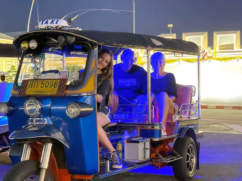 Bangkok Tuk-Tuk by Night with Chinatown Street Food Meal - Starting at Saphan Taksin and taking the river to Wat Arun