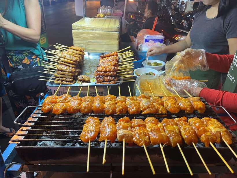Bangkok Tuk-Tuk by Night with Chinatown Street Food Meal - At Pak Khlong Talat, Bangkok’s flower market