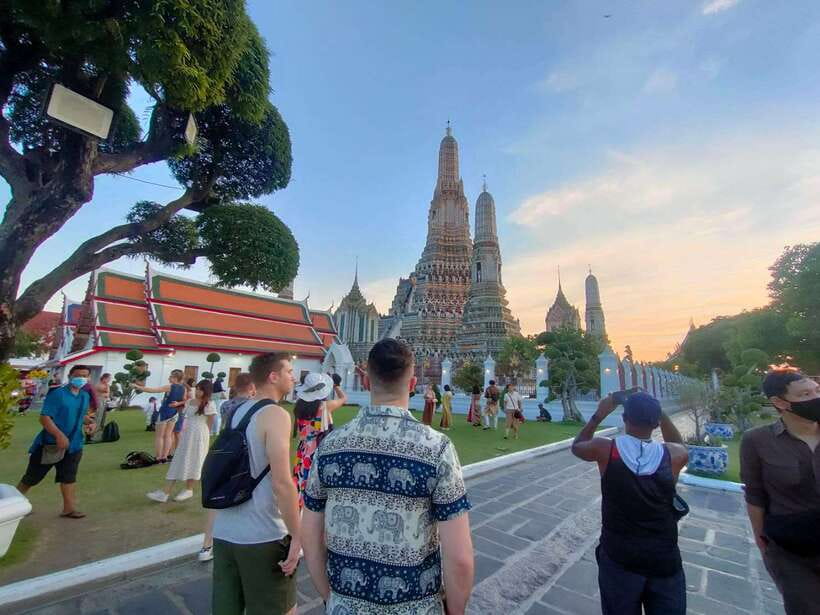 Bangkok Tuk-Tuk by Night with Chinatown Street Food Meal - Who will enjoy this experience most