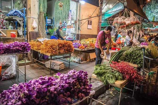 Bangkok Tuk Tuk Tour - Hotel-pickup & Dinner - How much food and riding should you expect?