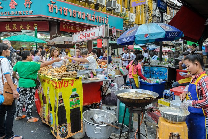Bangkok Tuk Tuk Walk & Temple Tour With Wat Pho, Arun & Traimit - What the private format adds