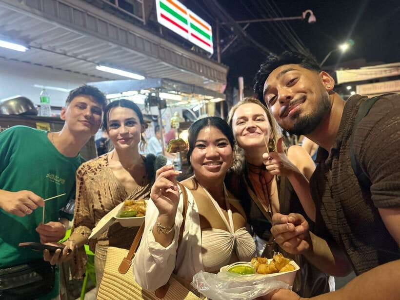 Bangkok Walking Tour : Mouthwatering Journey Food Tour - Exploring the Thai and Chinese side of Chinatown