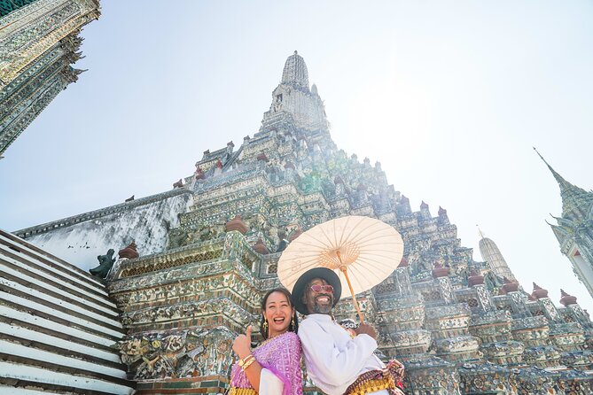 Bangkok Wat Pho and Flower Market Historical Walking Tour - Breakfast with Hainanese chicken rice or noodles