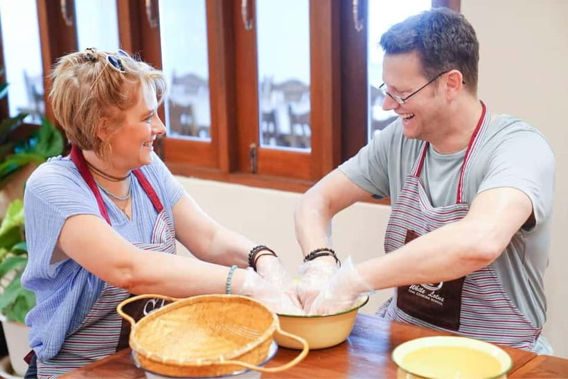 Bangkok: White Lotus Thai Cooking Class with Market Tour - Lotus Folding and the Final Keepsakes