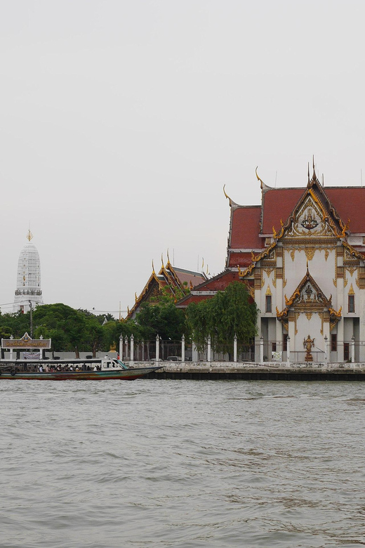 Bangkok with a Private Car and Driver Customizable Tours - What this Bangkok service really provides