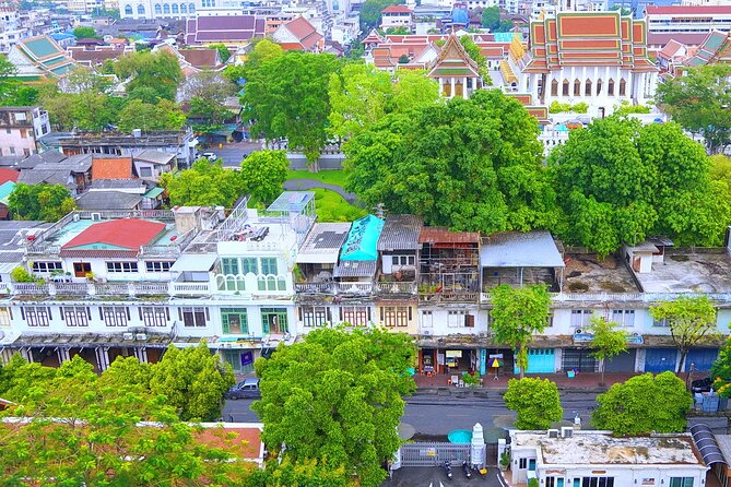 Best of Bangkok - Pak Khlong Flower Market and daily offerings
