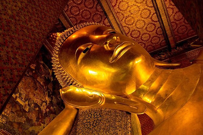 Best of Bangkok - Chinatown on foot, with a local bus ride afterward
